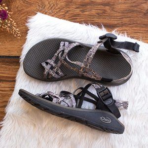 chaco sandals sz 7